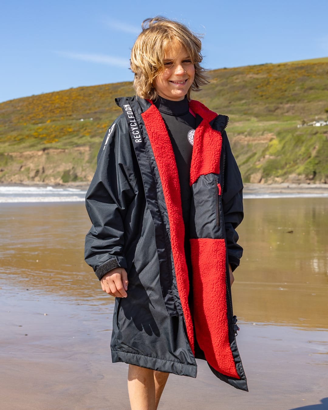 Recycled Changing Robe Black Red