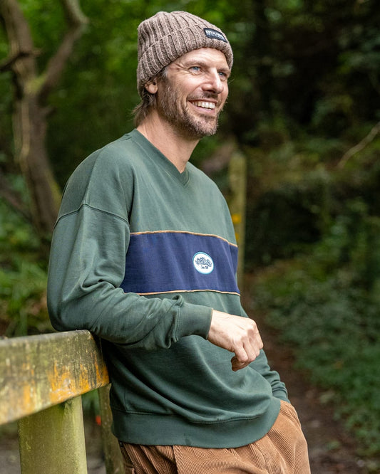 Heritage Mens Oval Badge Oversized Sweatshirt In Dark Green