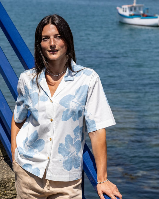 Mandaram Womens Short Sleeve Shirt in Cream