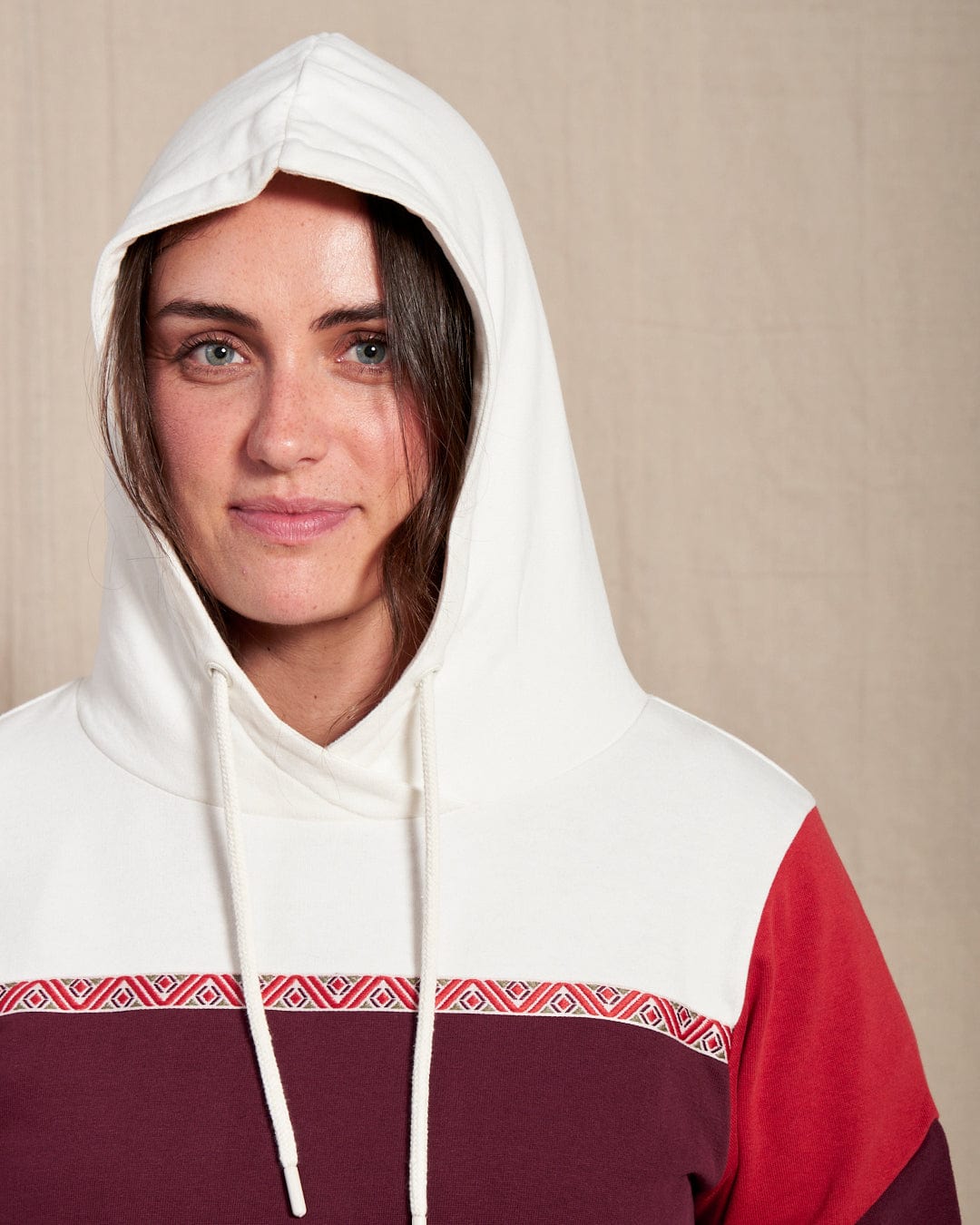Arrie Womens Embroidered Pop Hoodie in Purple
