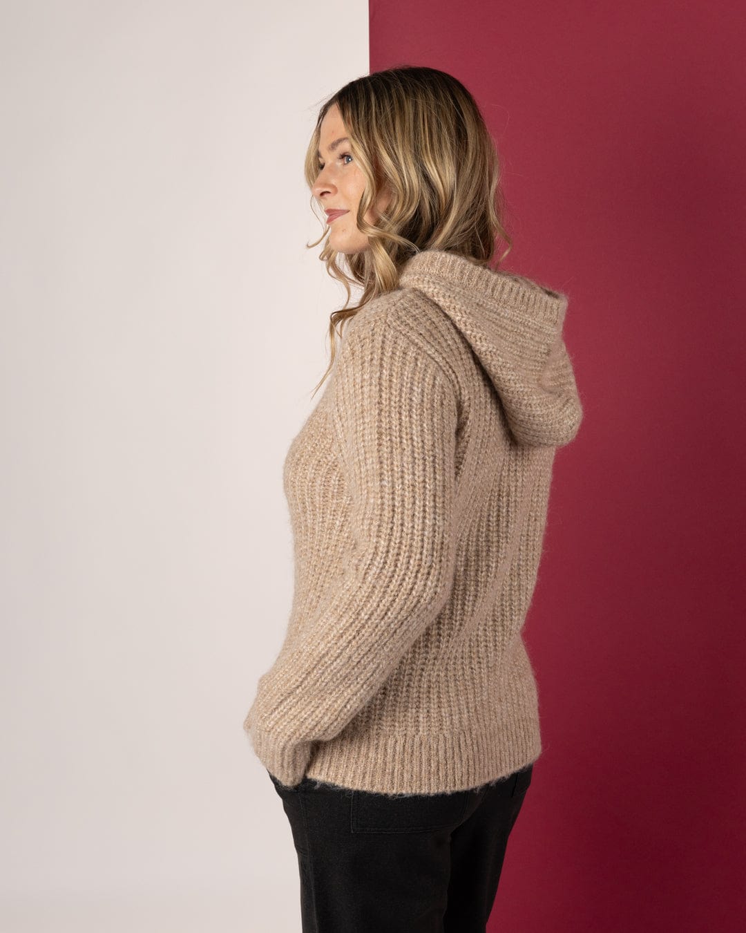 Maksi - Womens Hooded Jumper - Light Brown