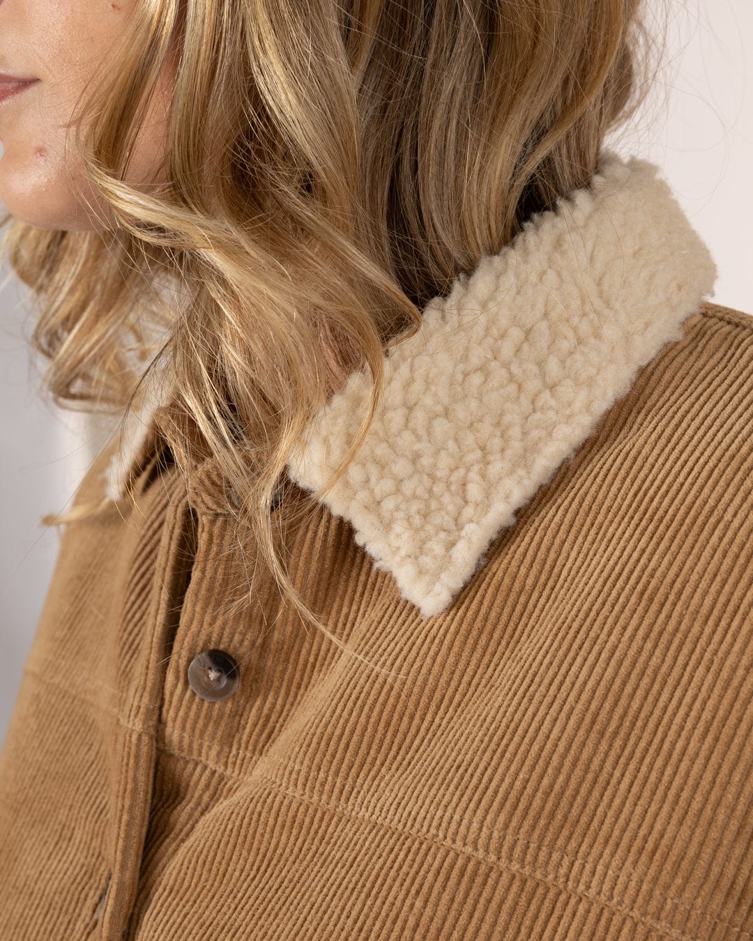 Lola - Womens Corduroy Shacket - Brown
