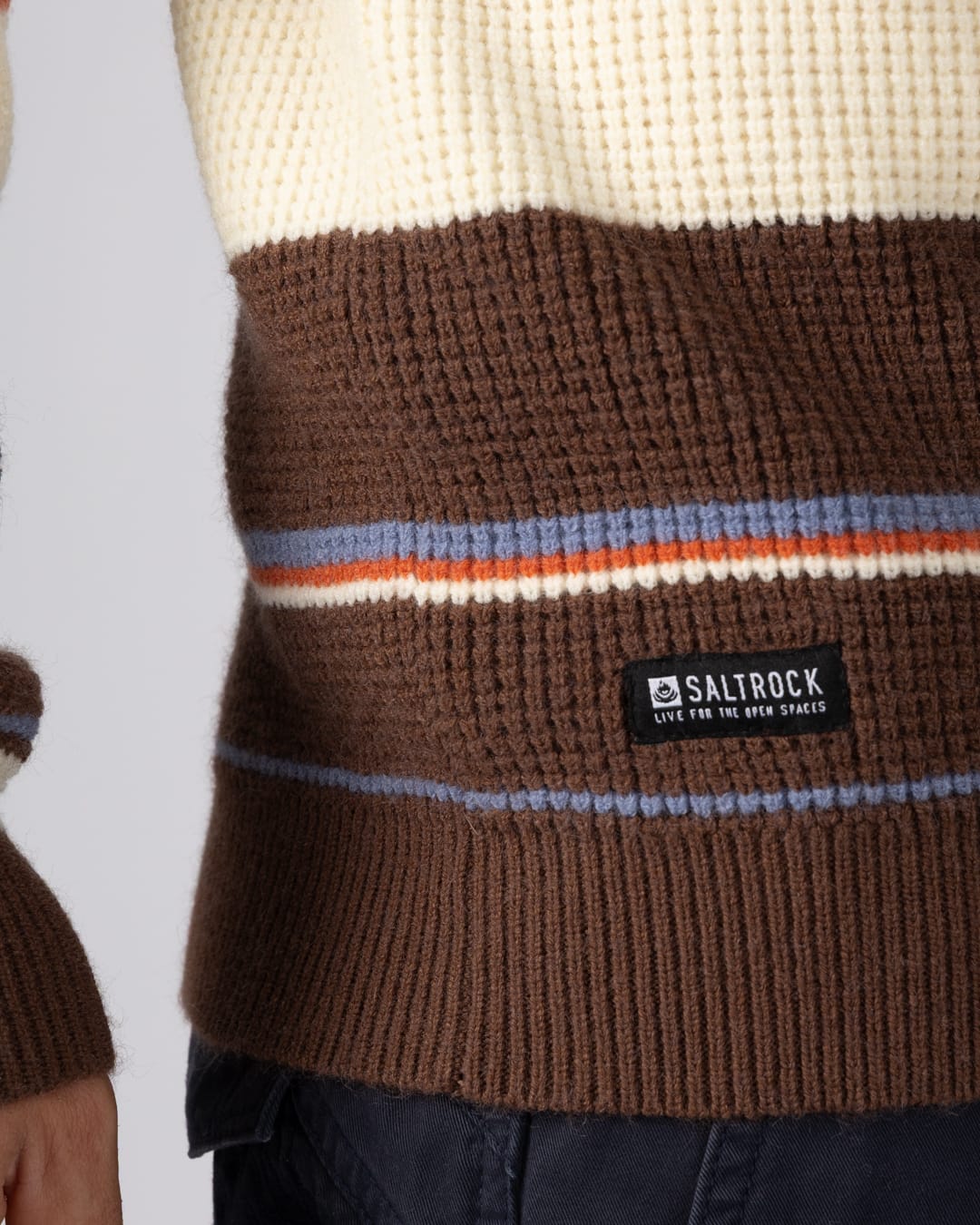 Ryan Mens Knitted Jumper in Brown/Cream