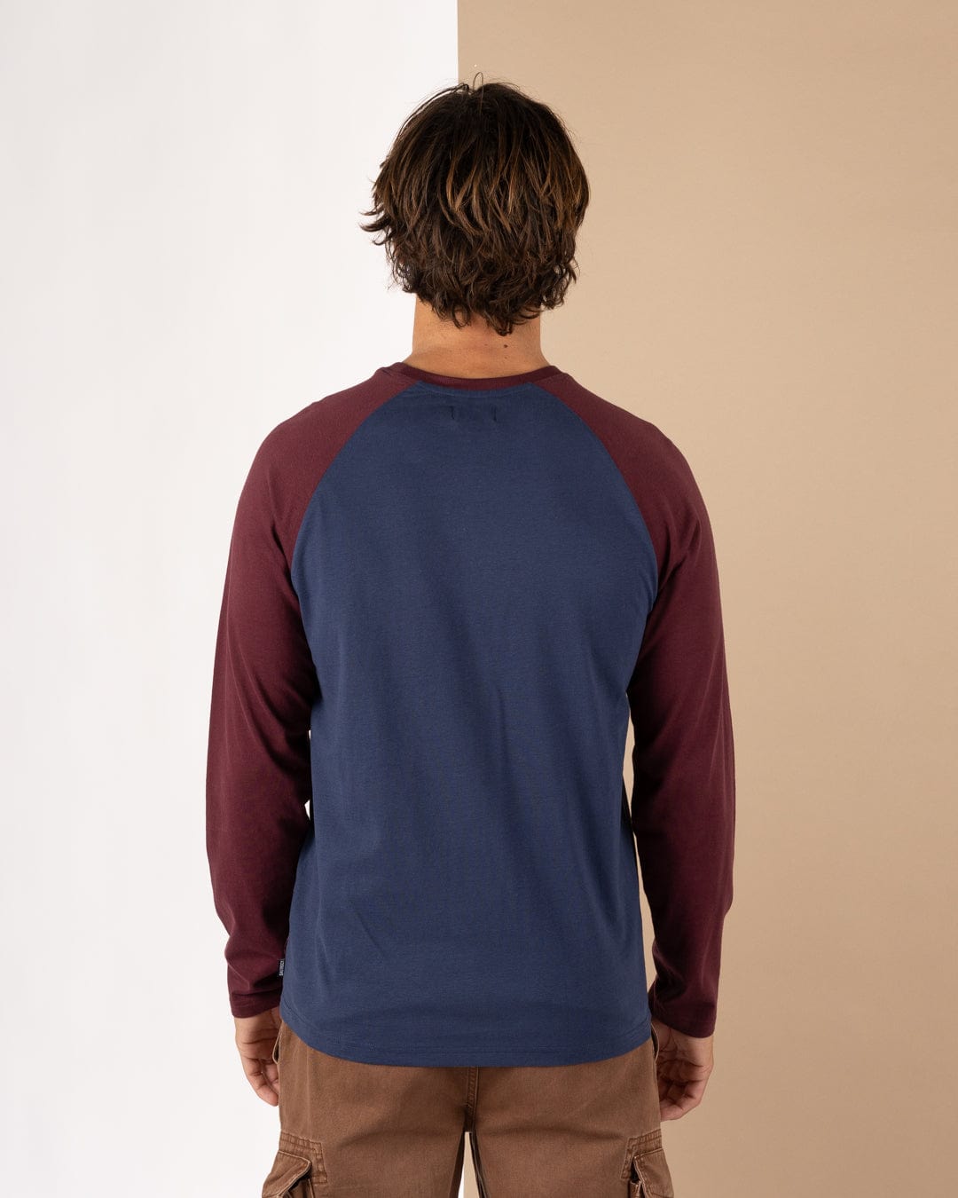 Pitcher Embroidery - Mens Raglan Long Sleeve T-Shirt - Dark Purple