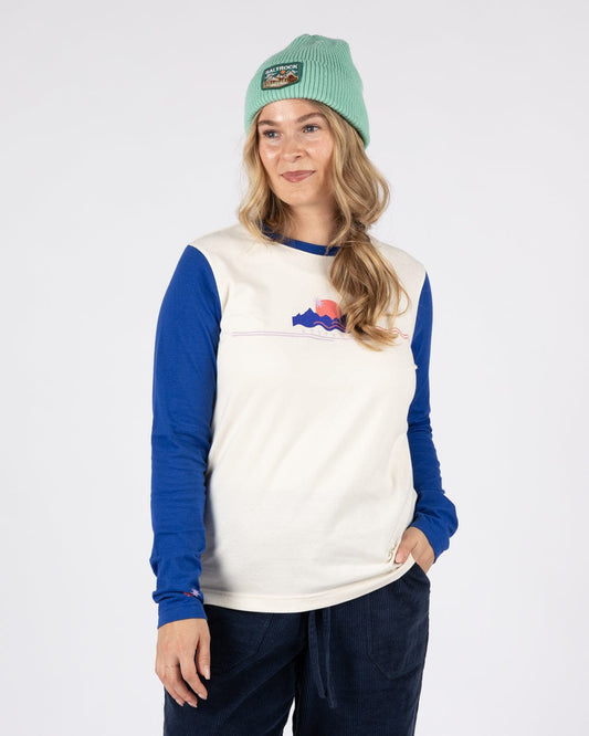 Horizon Stripe Womens Long Sleeve T-Shirt in Blue
