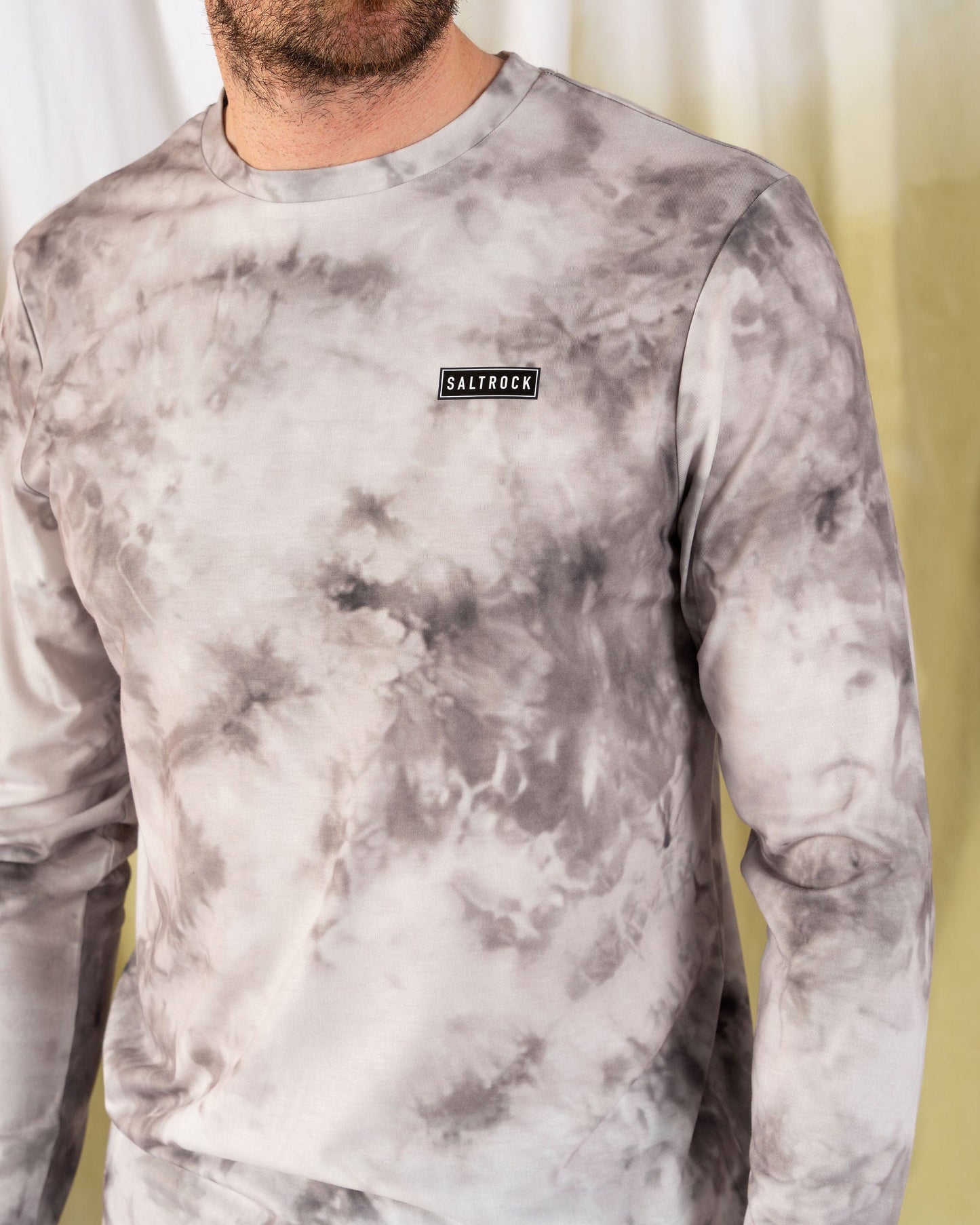 Rebalance Hybrid - Mens UPF 50+ Long Sleeve T-Shirt - Grey