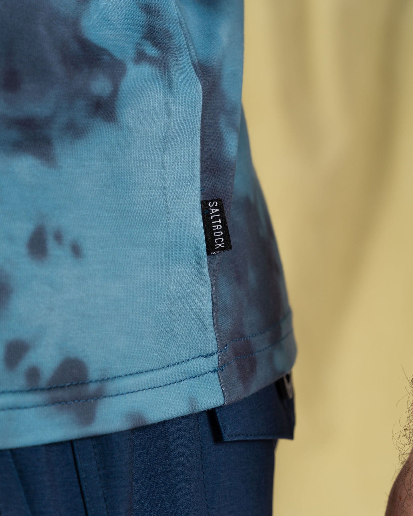 Rebalance Hybrid - Mens UPF 50+ Long Sleeve T-Shirt - Blue