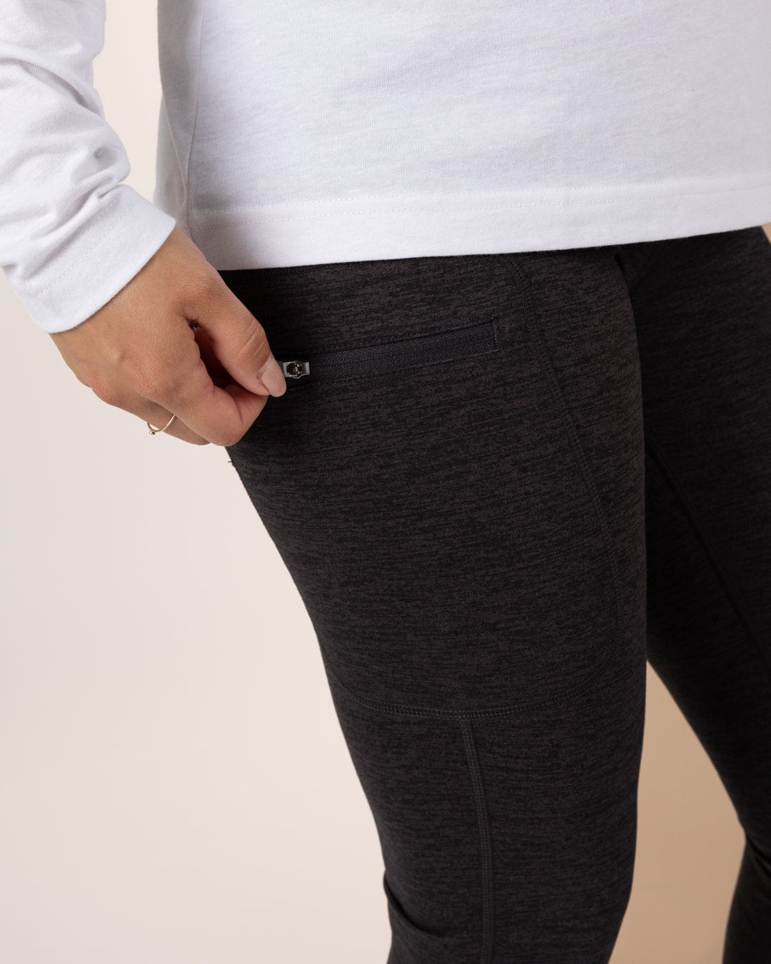 Trek - Womens 4 Way Stretch Outdoor Leggings - Dark Grey