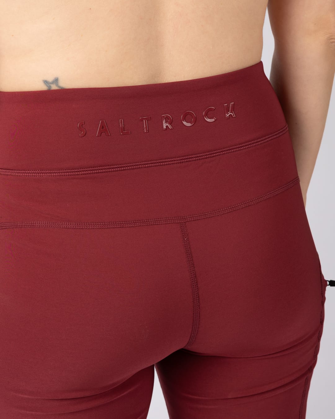 Solar Womens Water Resistant Softshell Leggings in Dark Red