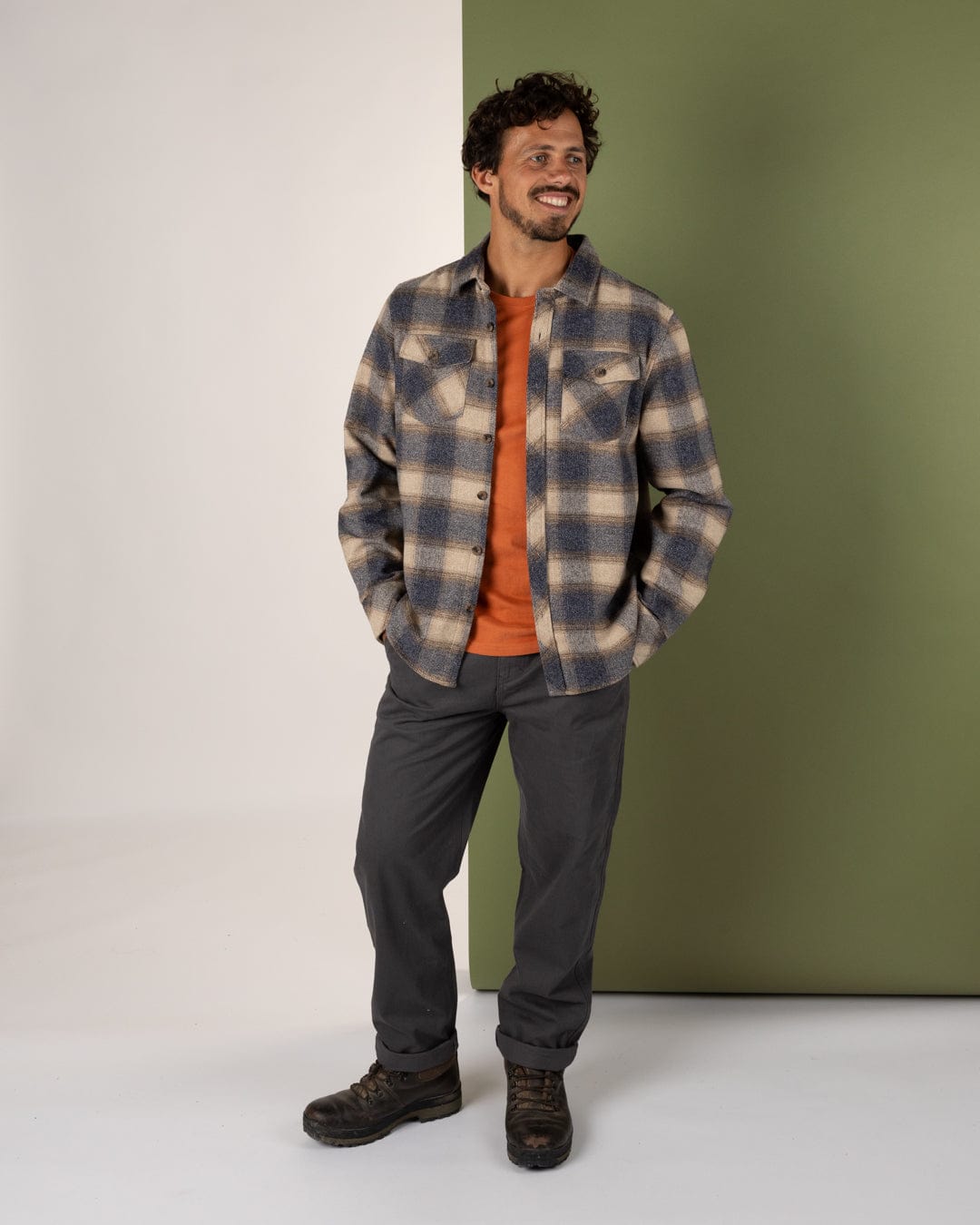 Wilfred - Mens Check Flannel Shirt - Cream/Grey