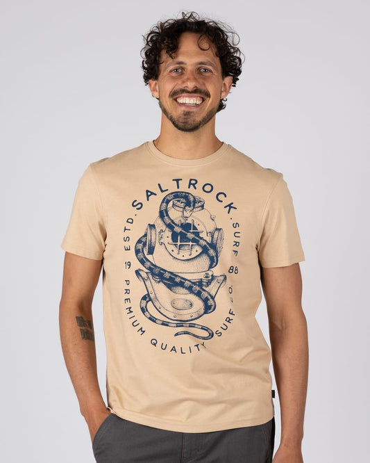 Dive Mens Short Sleeve Tee in Beige