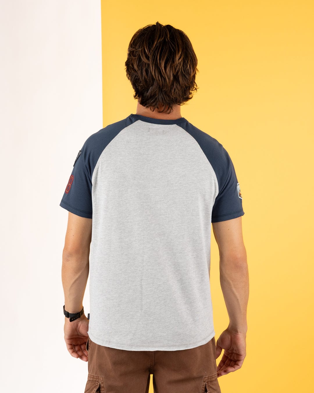 Patch Raglan - Mens Short Sleeve Raglan T-Shirt - Blue/Grey