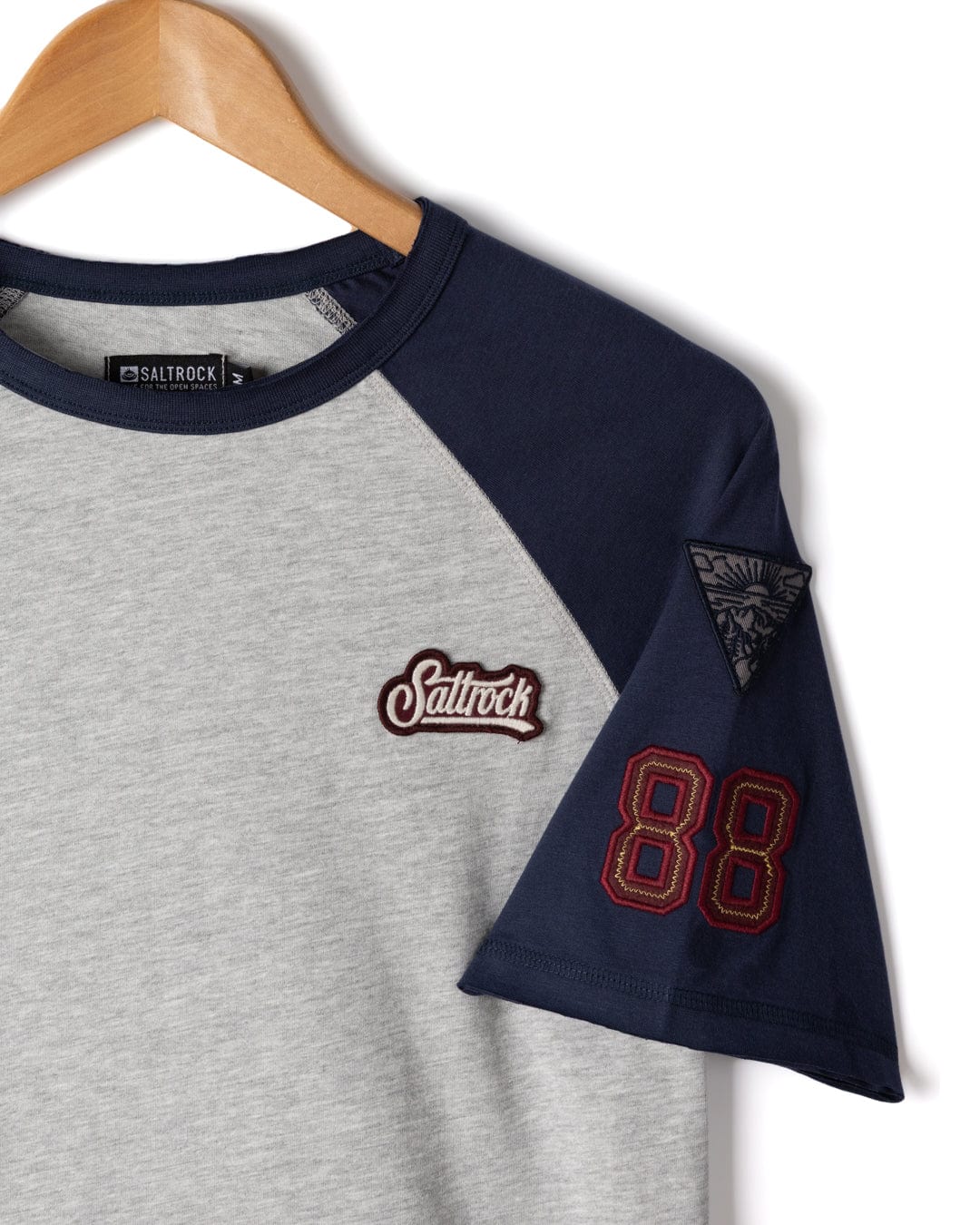 Patch Raglan - Mens Short Sleeve Raglan T-Shirt - Blue/Grey