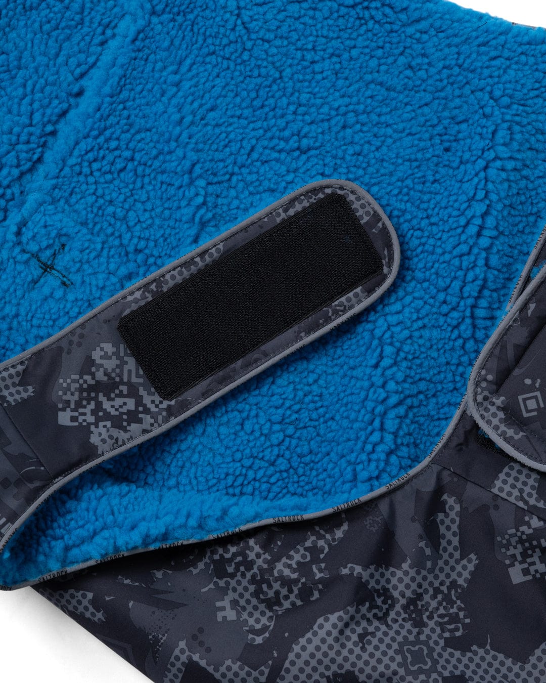 Waga Pro Digi Camo - Water Resistant Padded Dog Jacket - Black