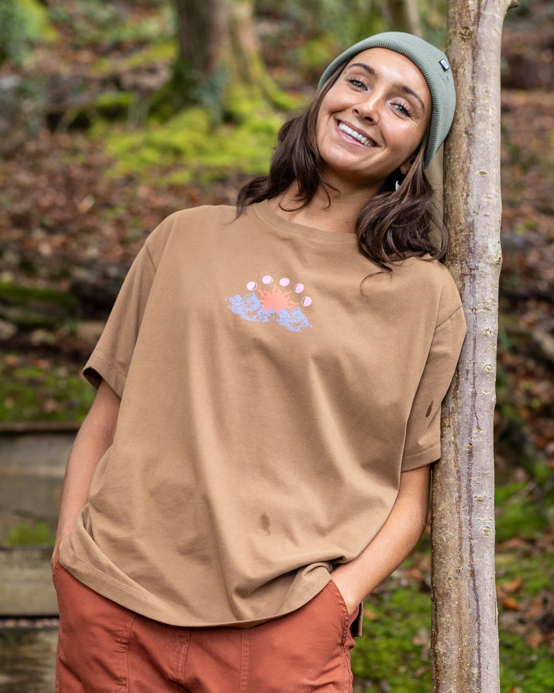Mountain Calling Womens Oversized T-Shirt in Brown