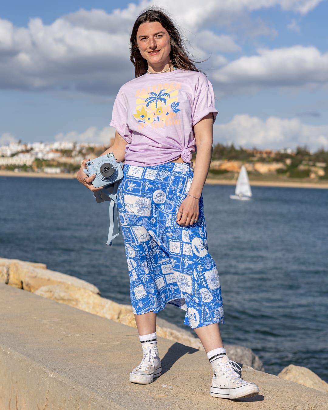 Sun Daze Womens Short Sleeve Tee in Light Purple