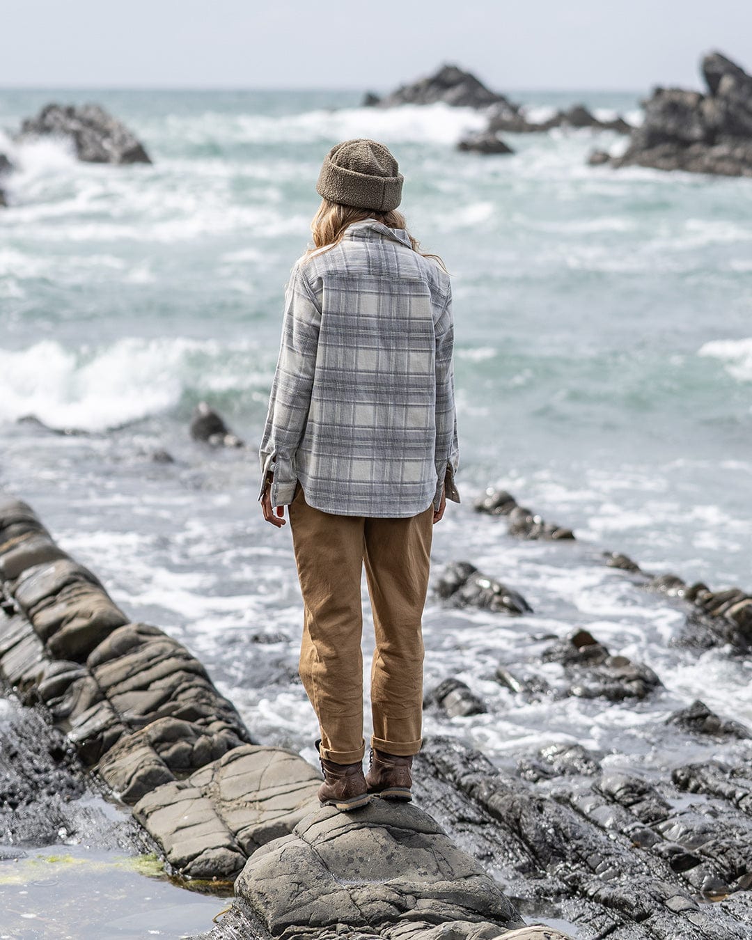 Tiff -Womens Corduroy Check Shirt - Cream/Grey