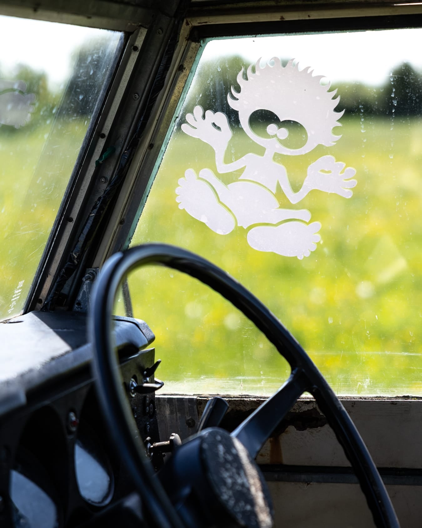 Tok Van Sticker in White