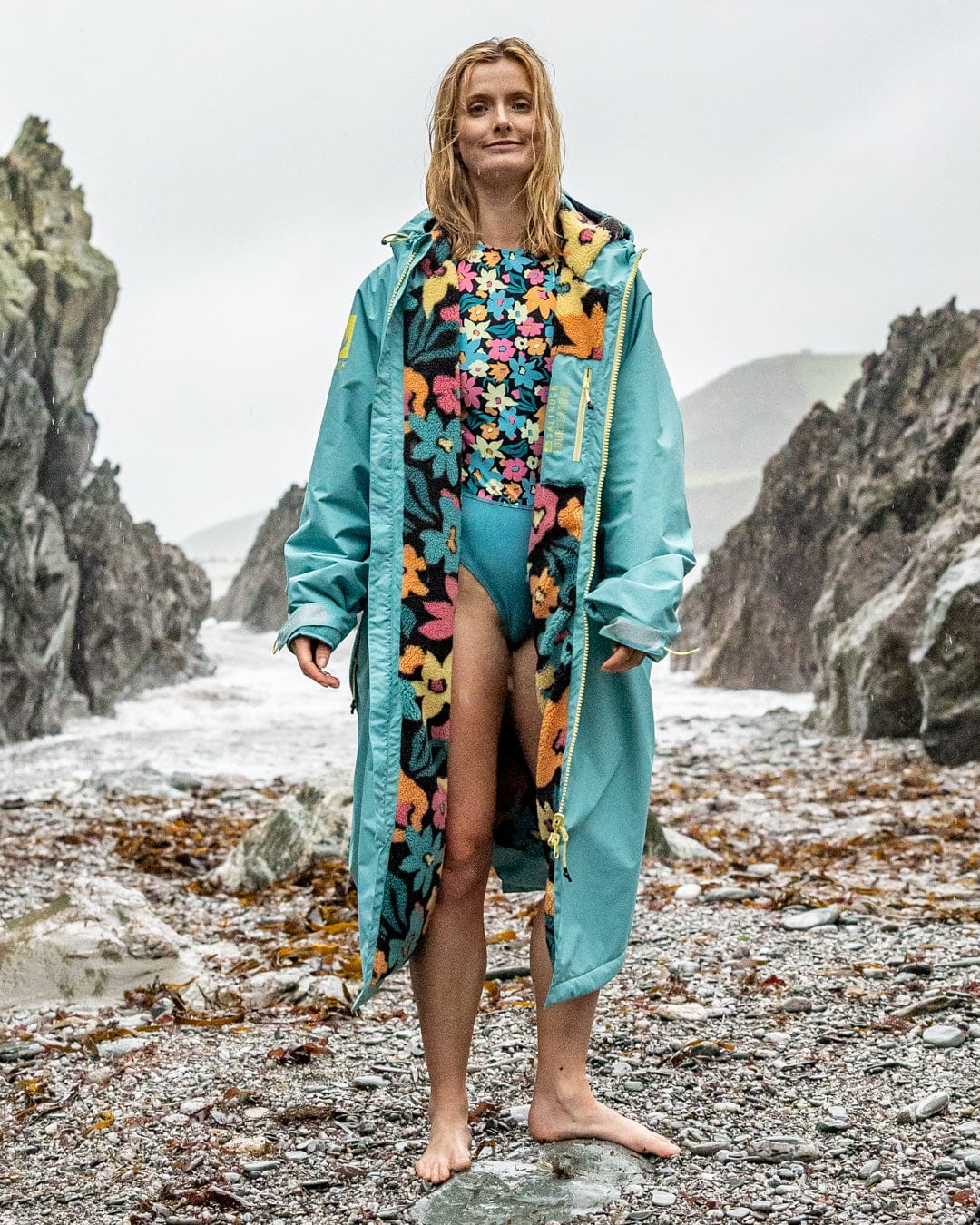 Holidaze Changing Robe Blue