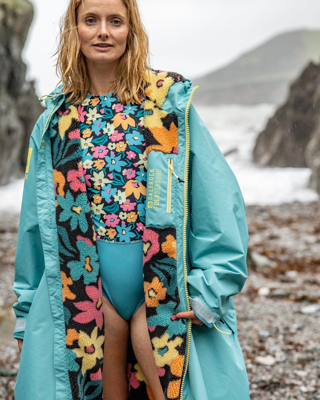 Holidaze Changing Robe Blue
