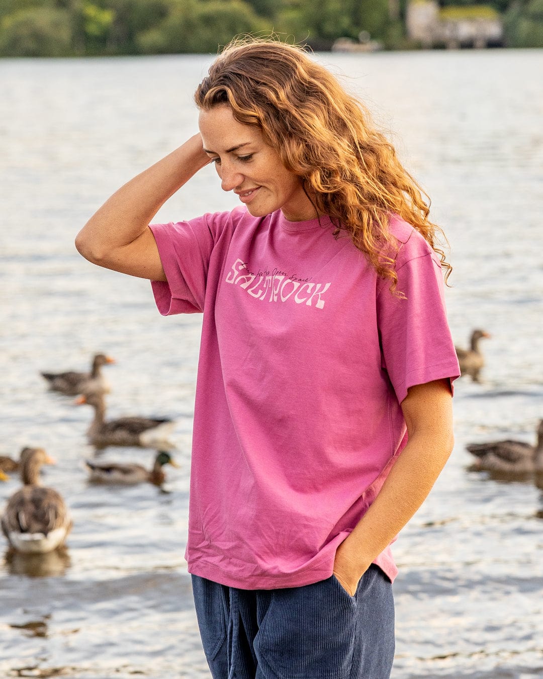 Vista - Womens Oversized Short Sleeve T-Shirt - Dark Pink