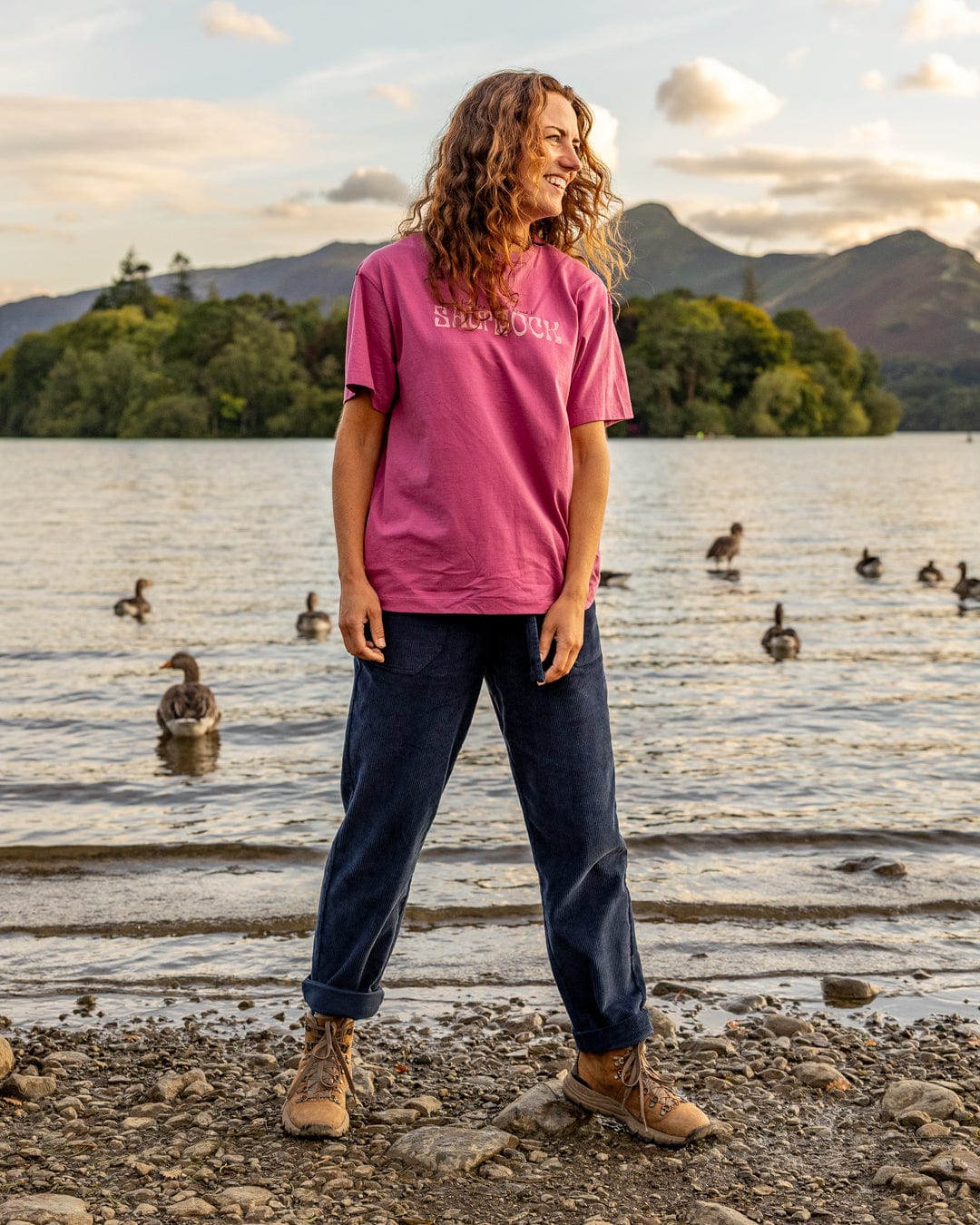 Vista - Womens Oversized Short Sleeve T-Shirt - Dark Pink