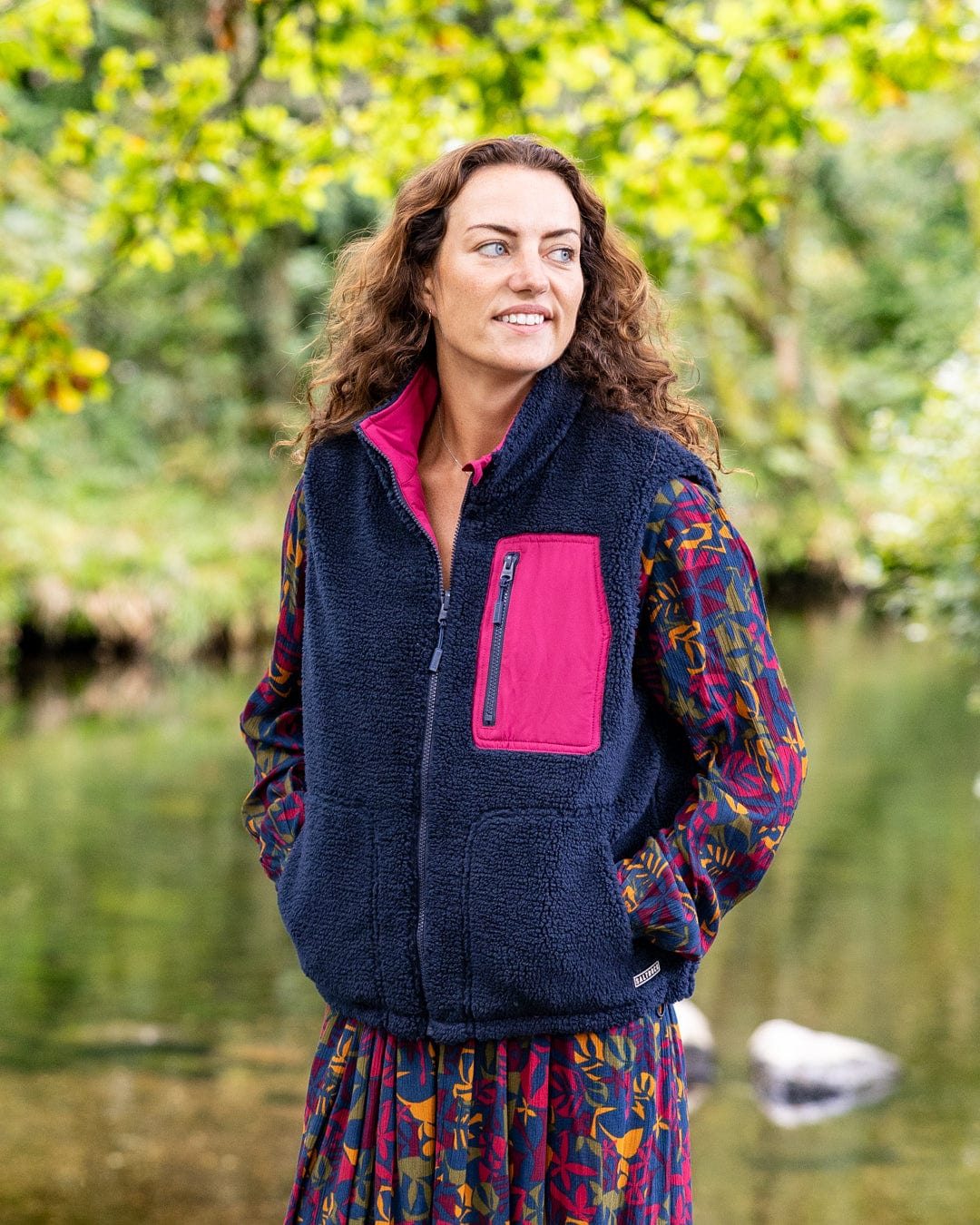 Astra Fleece - Womens Reversible Gilet - Blue/Pink