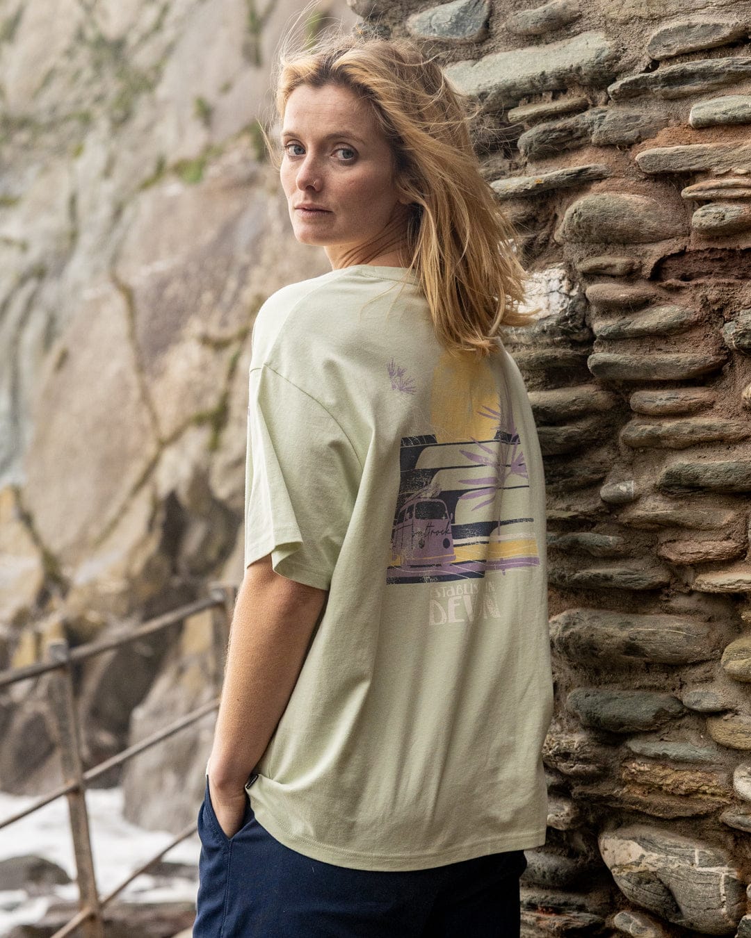 Poster Location Devon Womens Oversized Short Sleeve T-Shirt in Light Green