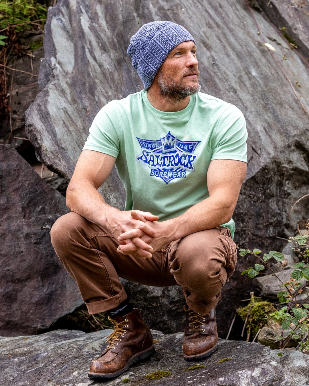 Heritage Shield - Mens Short Sleeve T-Shirt - Light Green