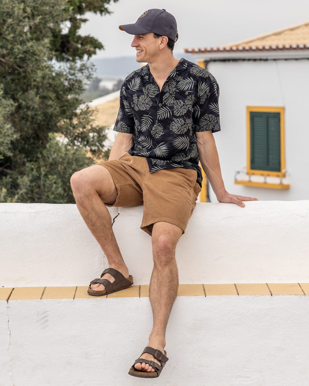 Warp Surf Resort Mens Oversized Short Sleeve Shirt in Dark Grey