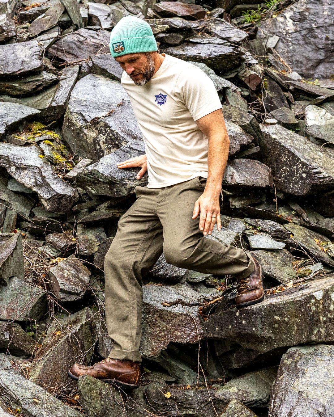 Heritage Shield - Mens Short Sleeve T-Shirt - Cream