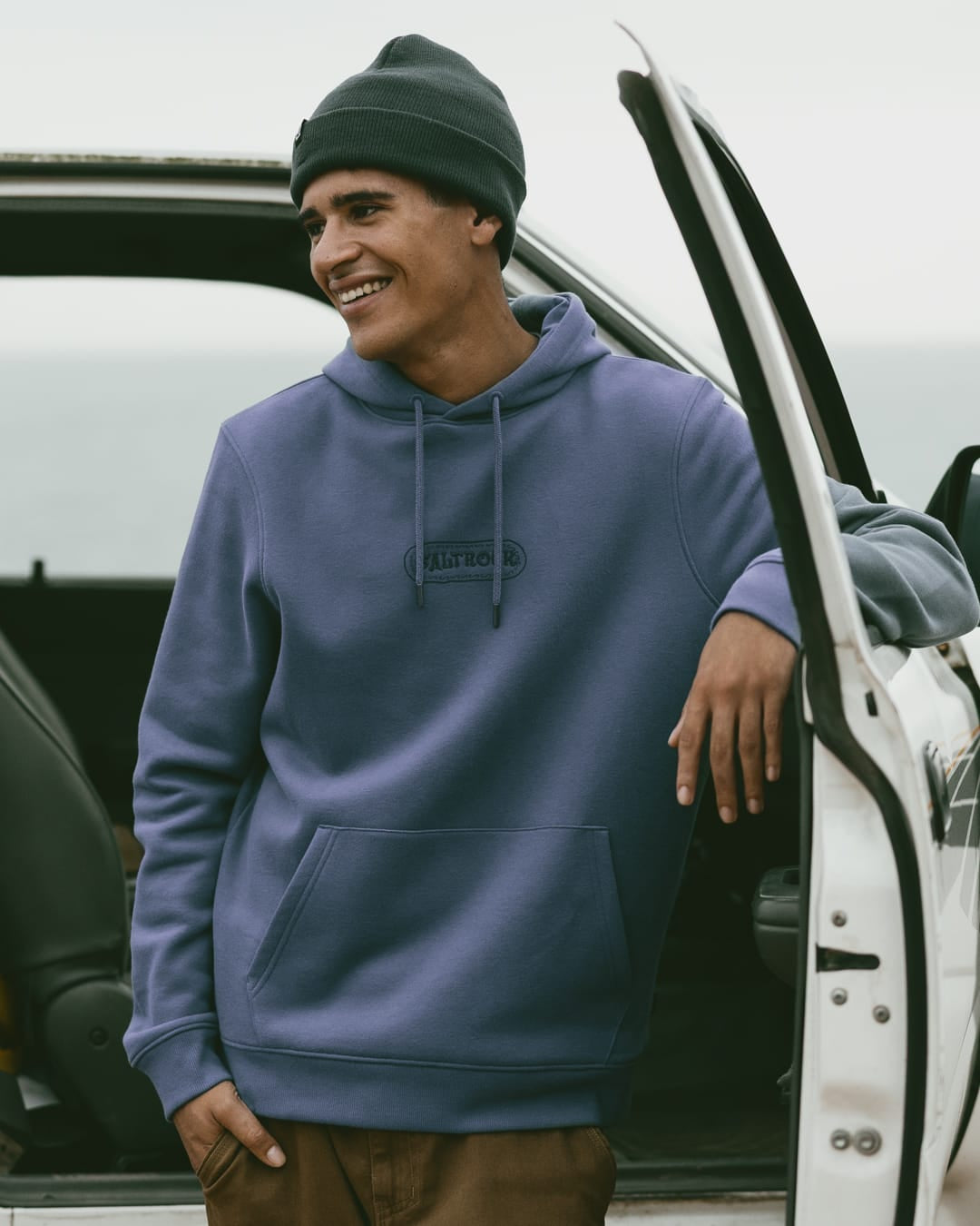 Cult Mens Pop Hoodie in Blue