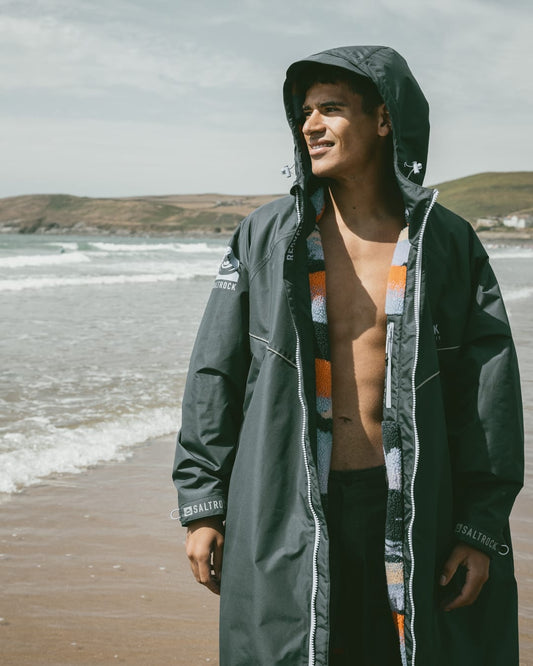 Mountain Haze Changing Robe in Blue