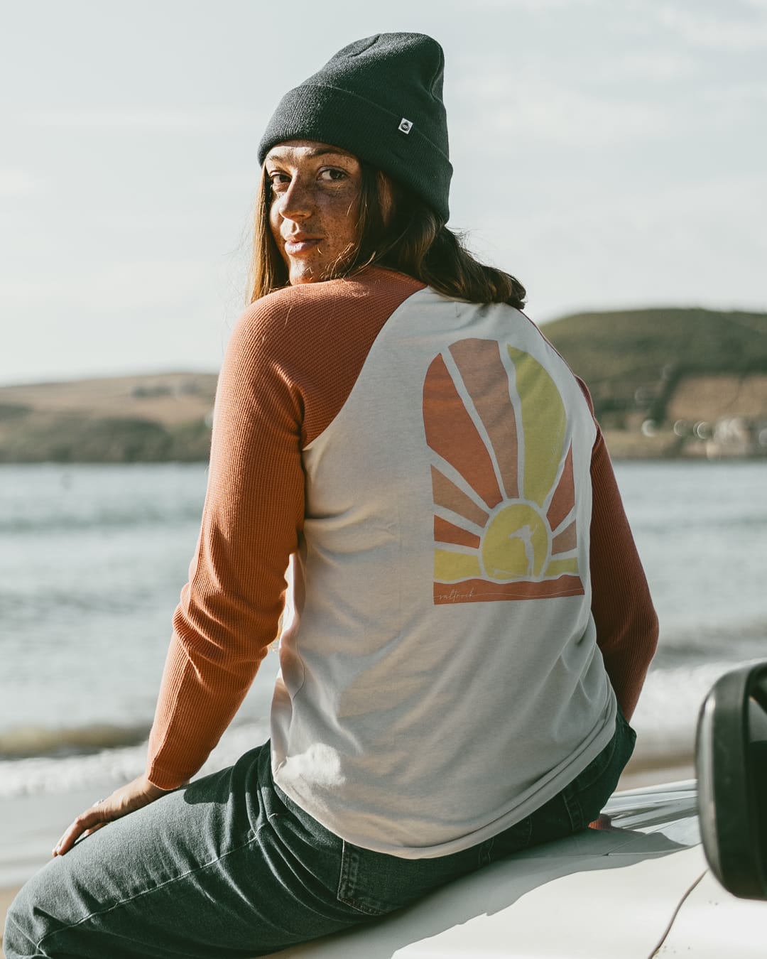 Helios Womens Raglan Long Sleeve T-Shirt in Orange