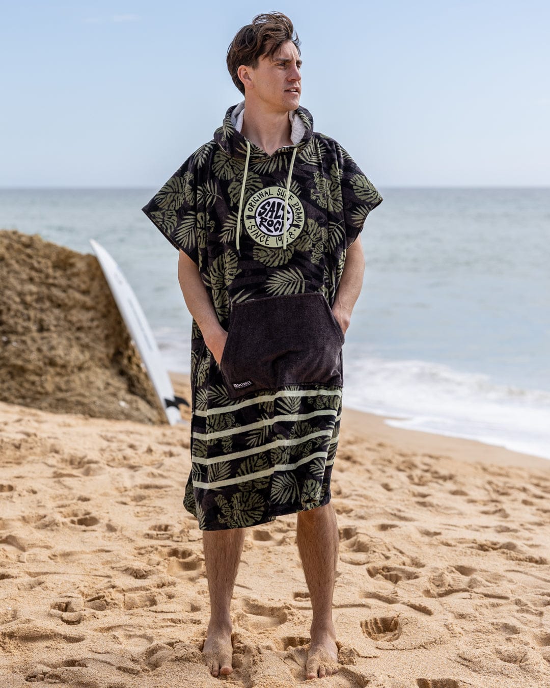 Warp Surf Changing Towel in Dark Grey