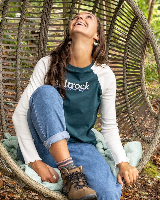 Echo Womens Raglan Long Sleeve T-Shirt in Green