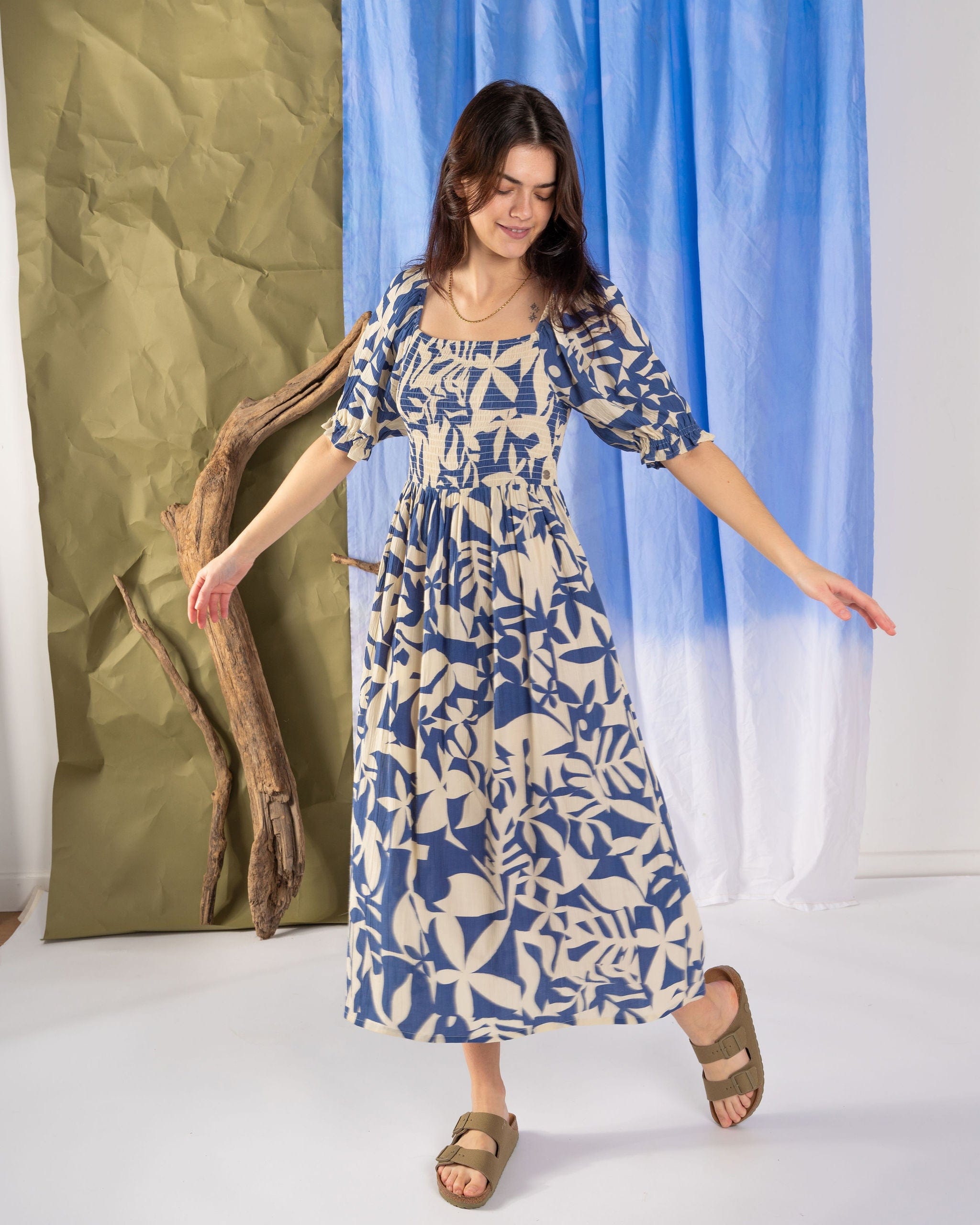 Balance Larran - Womens Midi Dress - Blue