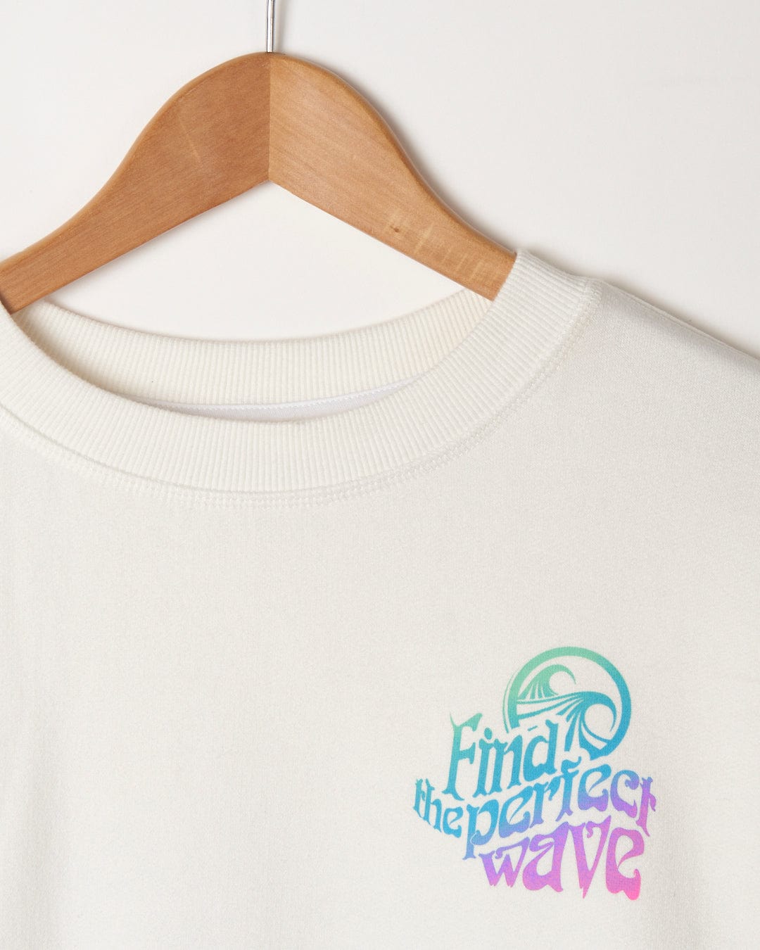 A Saltrock white Find The Perfect Wave - Womens Sweat t-shirt with an image of a perfect wave on it.