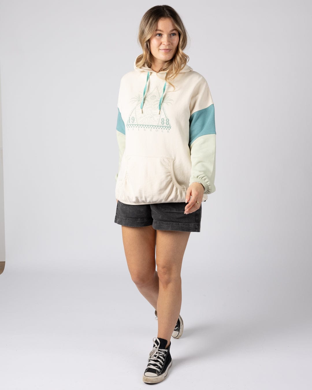 Free Wave  Womens Oversized Pop Hoodie in Cream