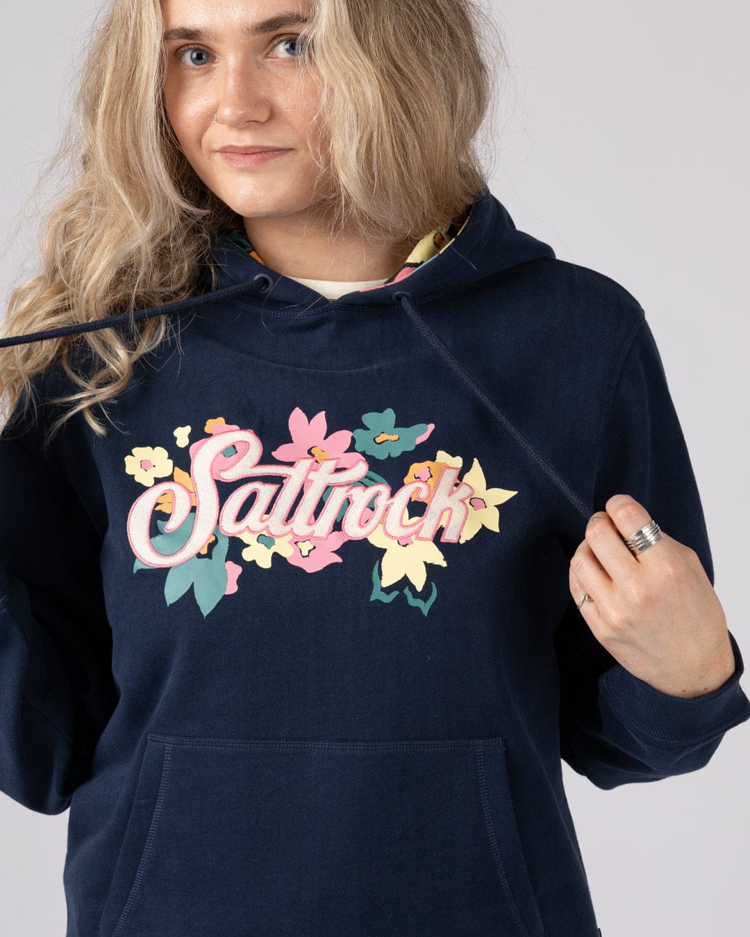 Trader Daze   Womens Pop Hoodie in Blue