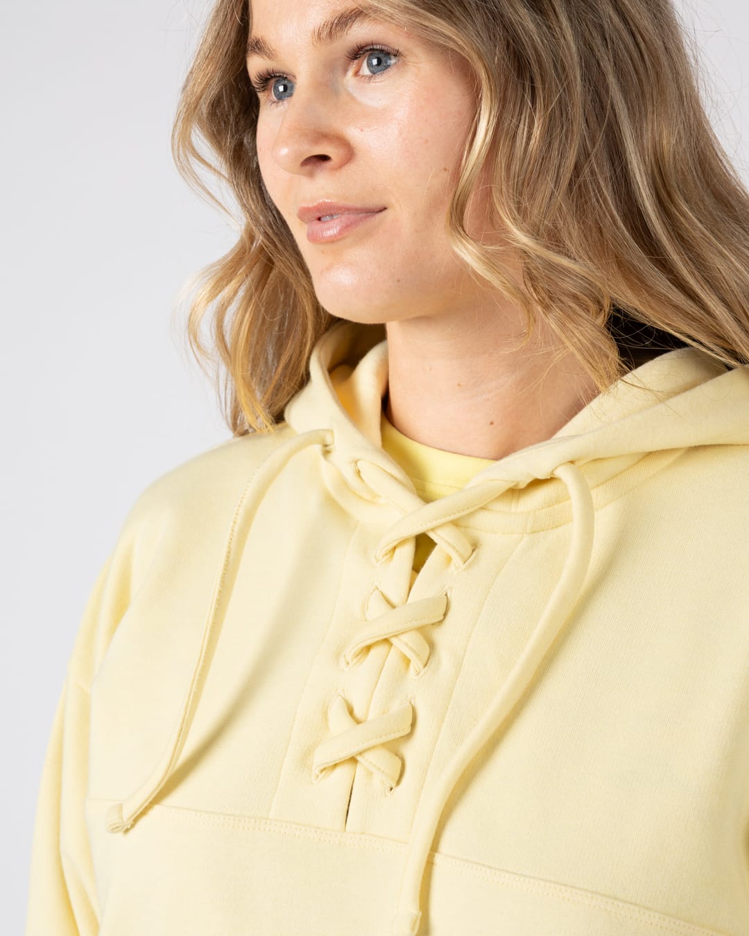 Delilah Womens Pop Hoodie in Light Yellow