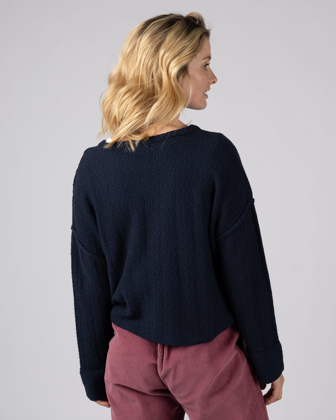 Beachtide  Womens Knot Front Knit Jumper in Blue