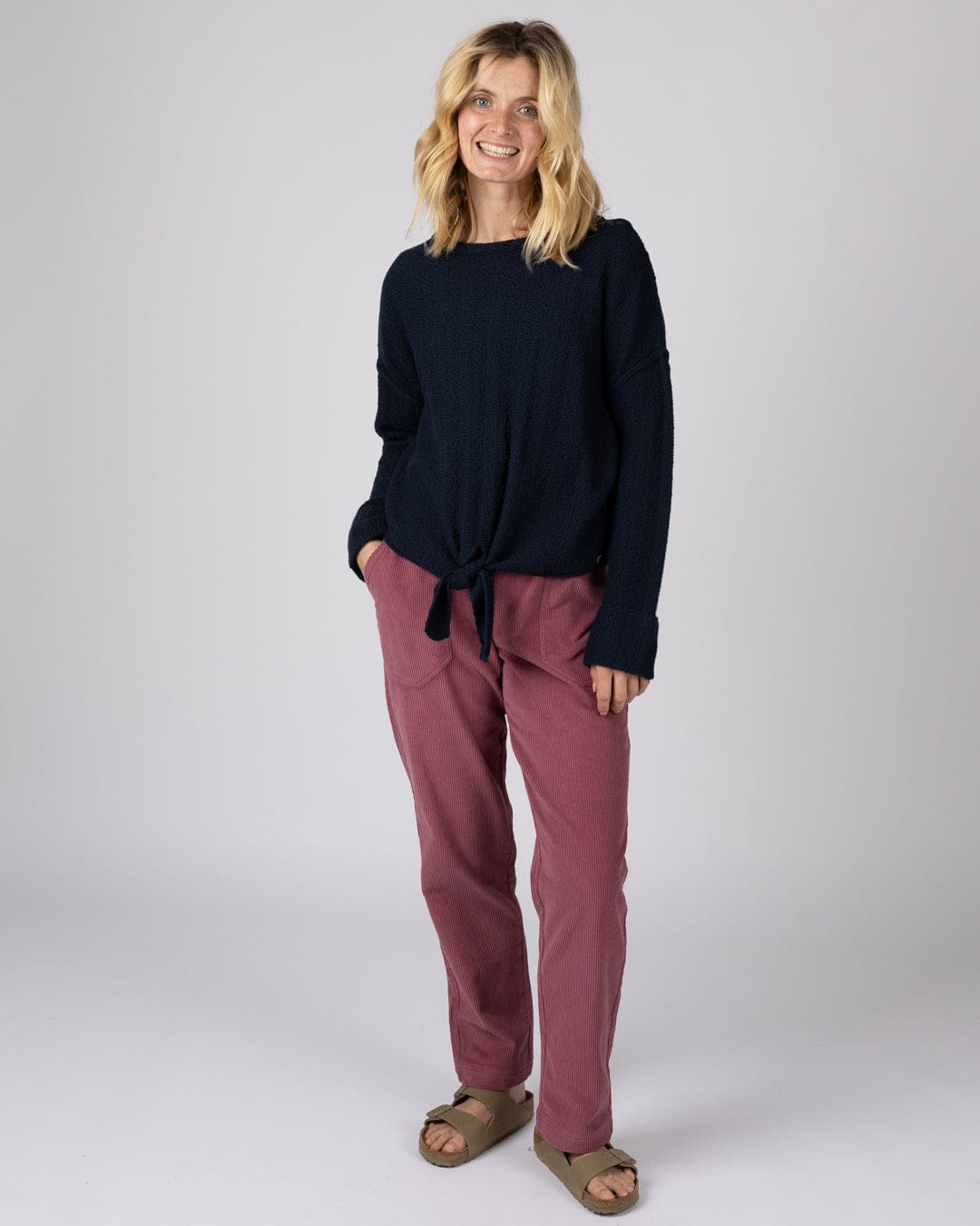 Beachtide  Womens Knot Front Knit Jumper in Blue