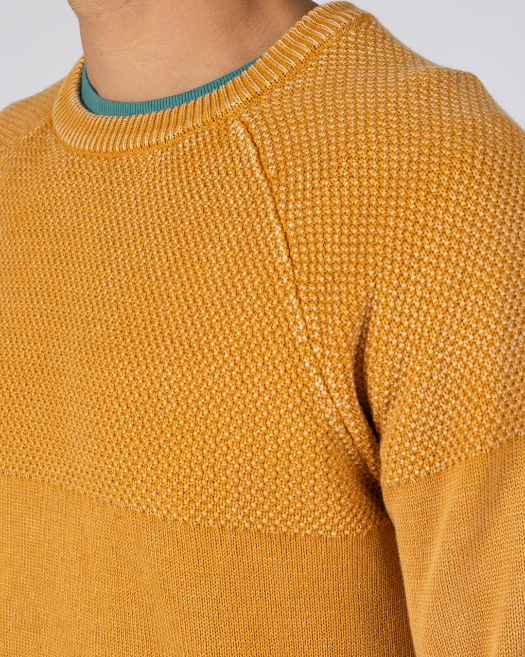 Coombe Mens Knitted Jumper in Yellow