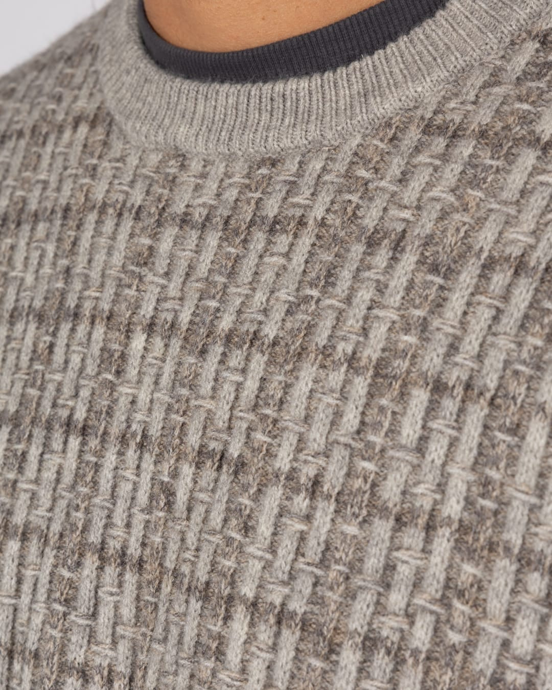 Cross Hatch Knitted Mens Jumper in Grey