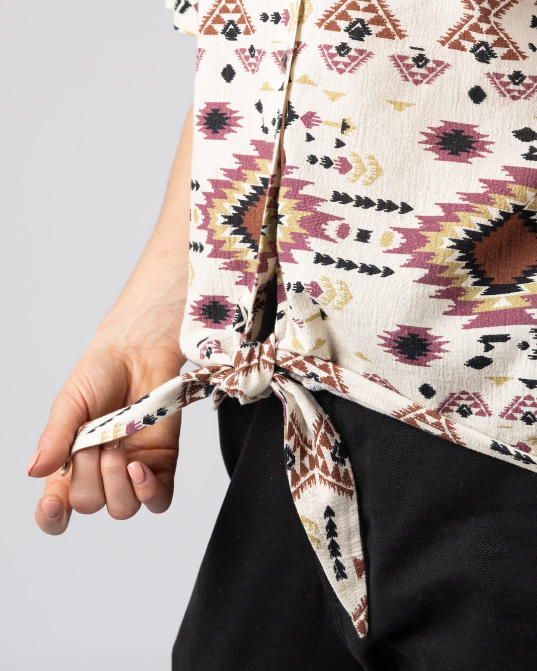 Sabina - Womens Short Sleeve Shirt - Cream