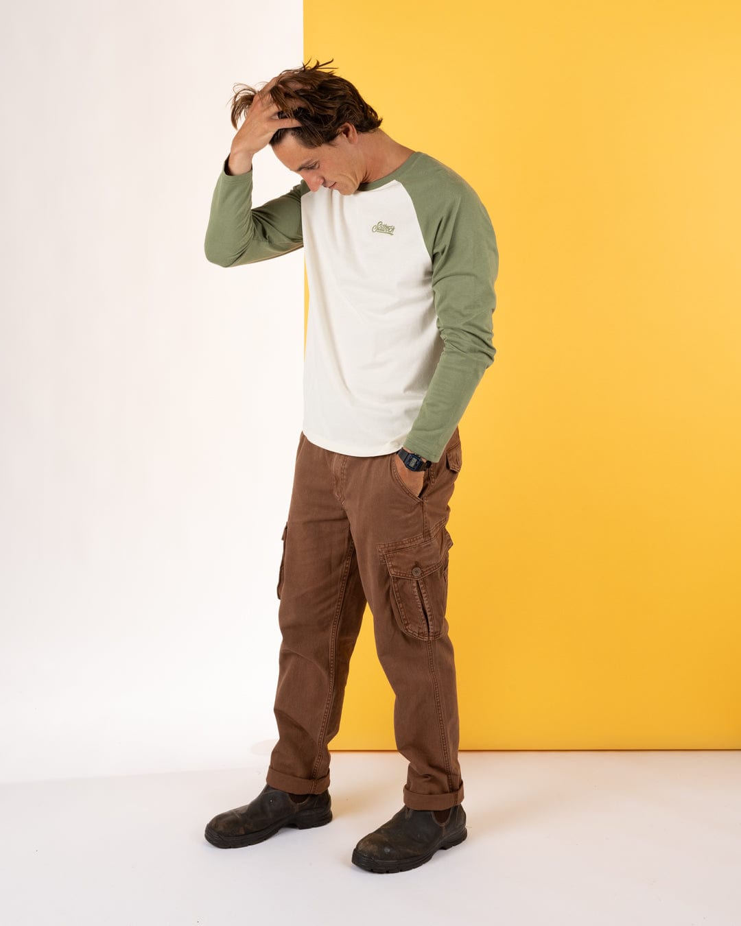 Pitcher Embroidery - Mens Raglan Long Sleeve T-Shirt - Green