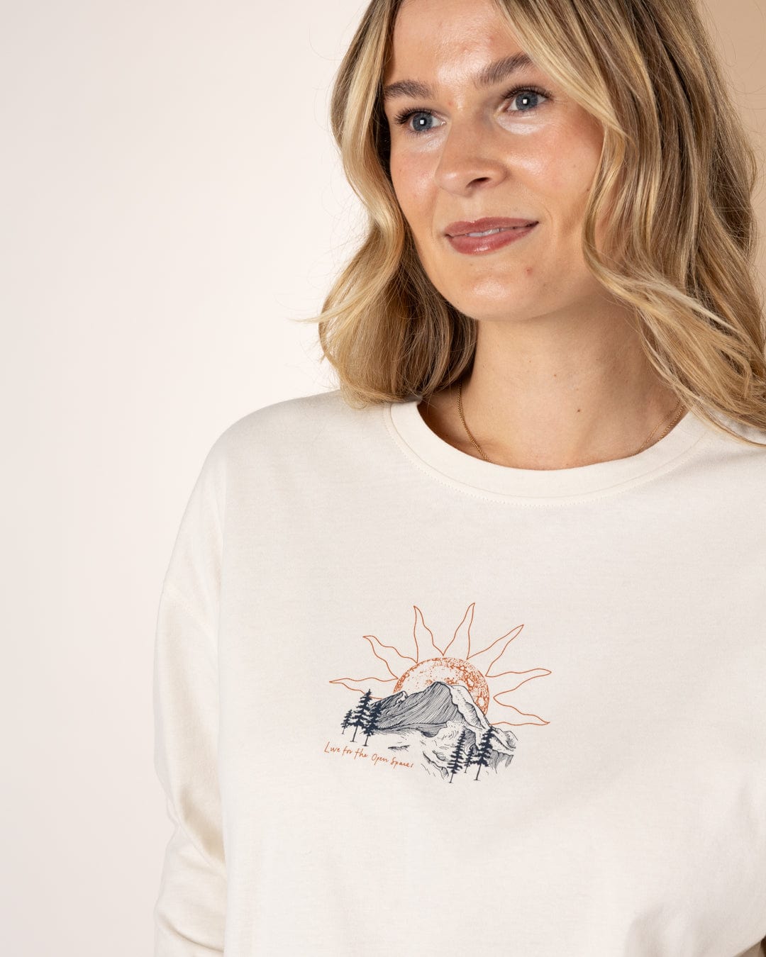Open Road - Womens Longline Long Sleeve T-Shirt - Cream