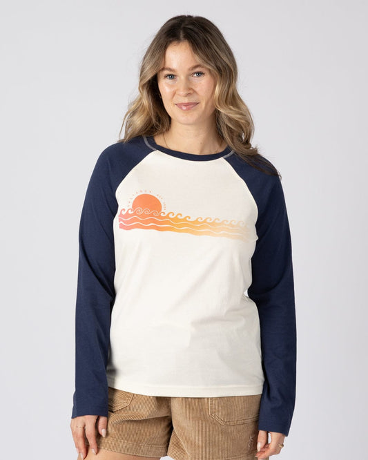 Golden Hour Womens Long Sleeve Raglan T-Shirt in Cream