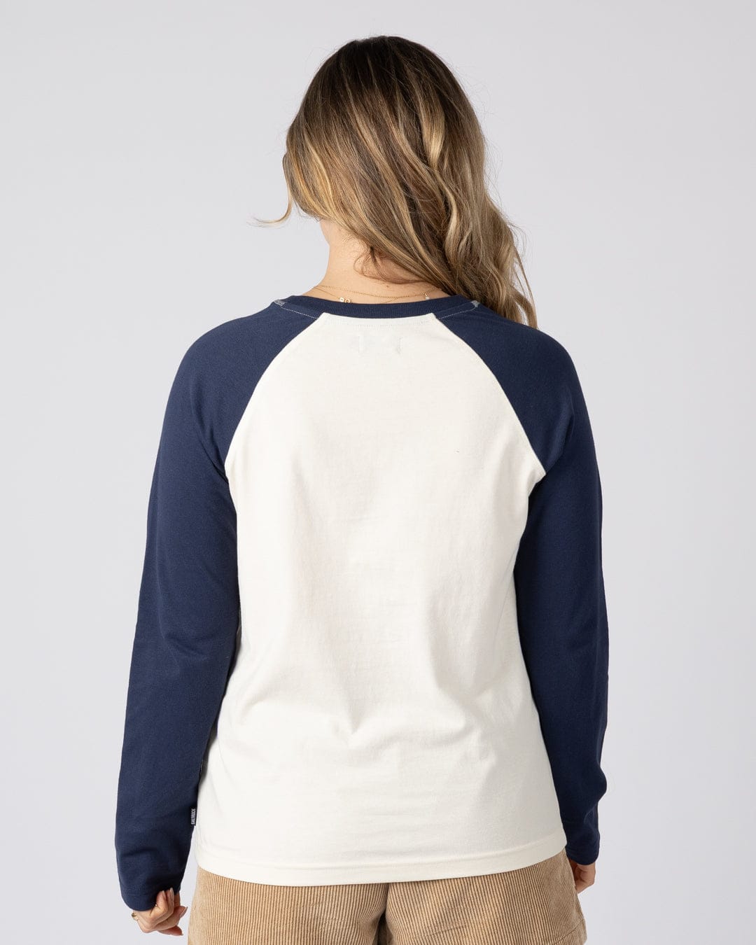 Golden Hour Womens Long Sleeve Raglan T-Shirt in Cream